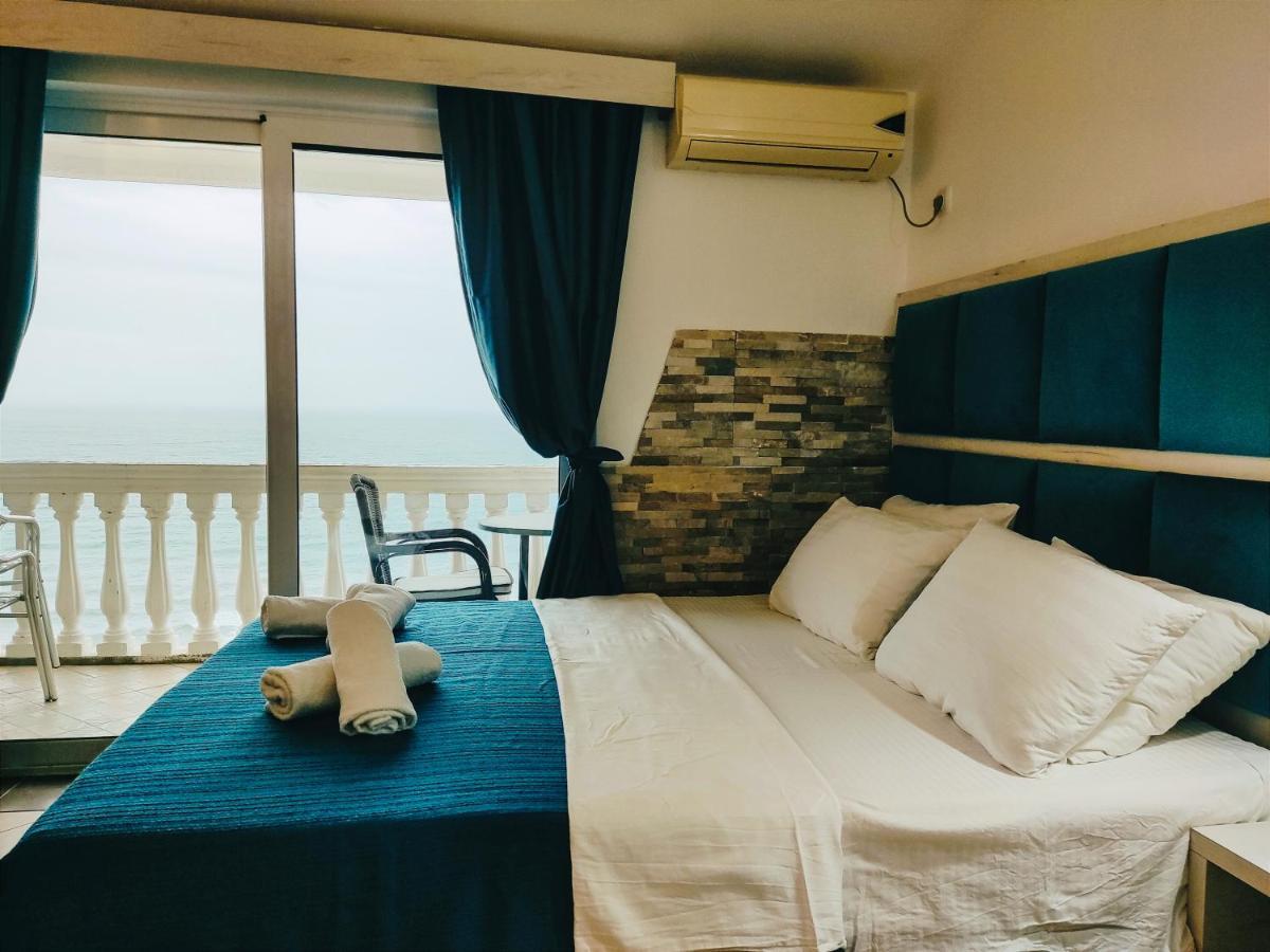Sun Apartments Ulcinj Buitenkant foto