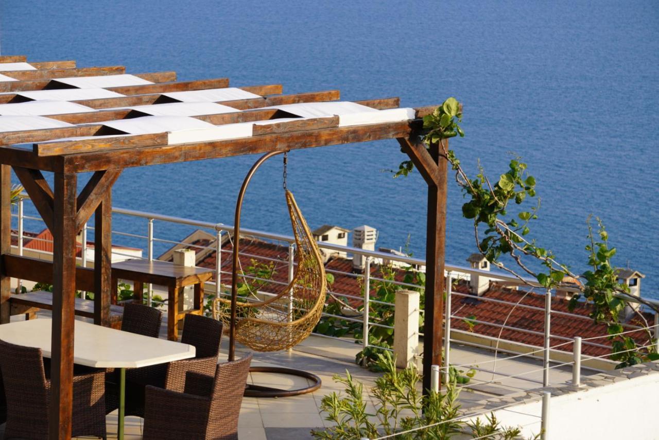 Sun Apartments Ulcinj Buitenkant foto