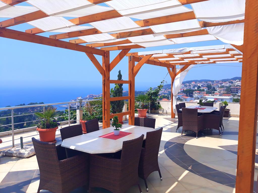 Sun Apartments Ulcinj Buitenkant foto