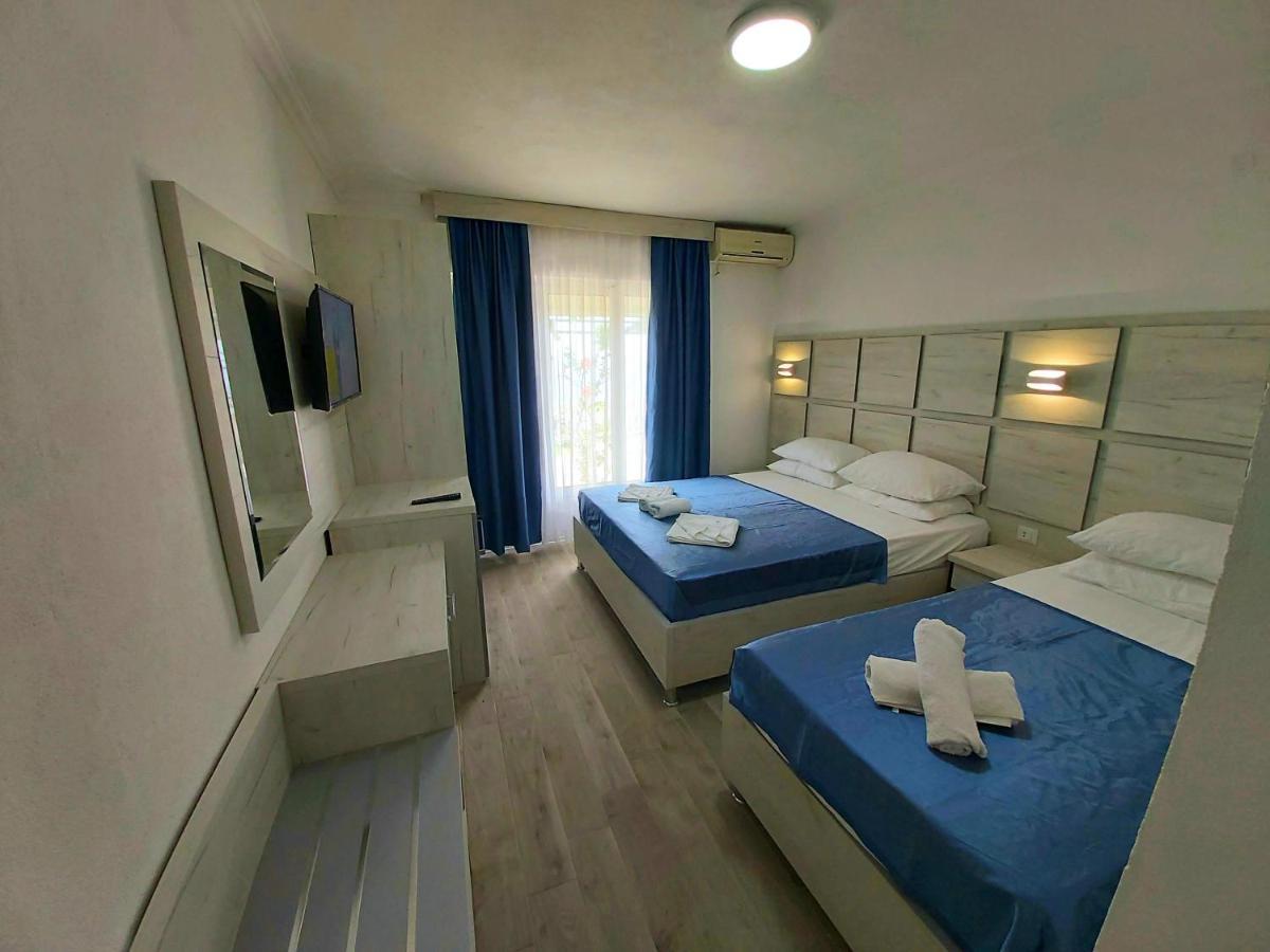 Sun Apartments Ulcinj Buitenkant foto