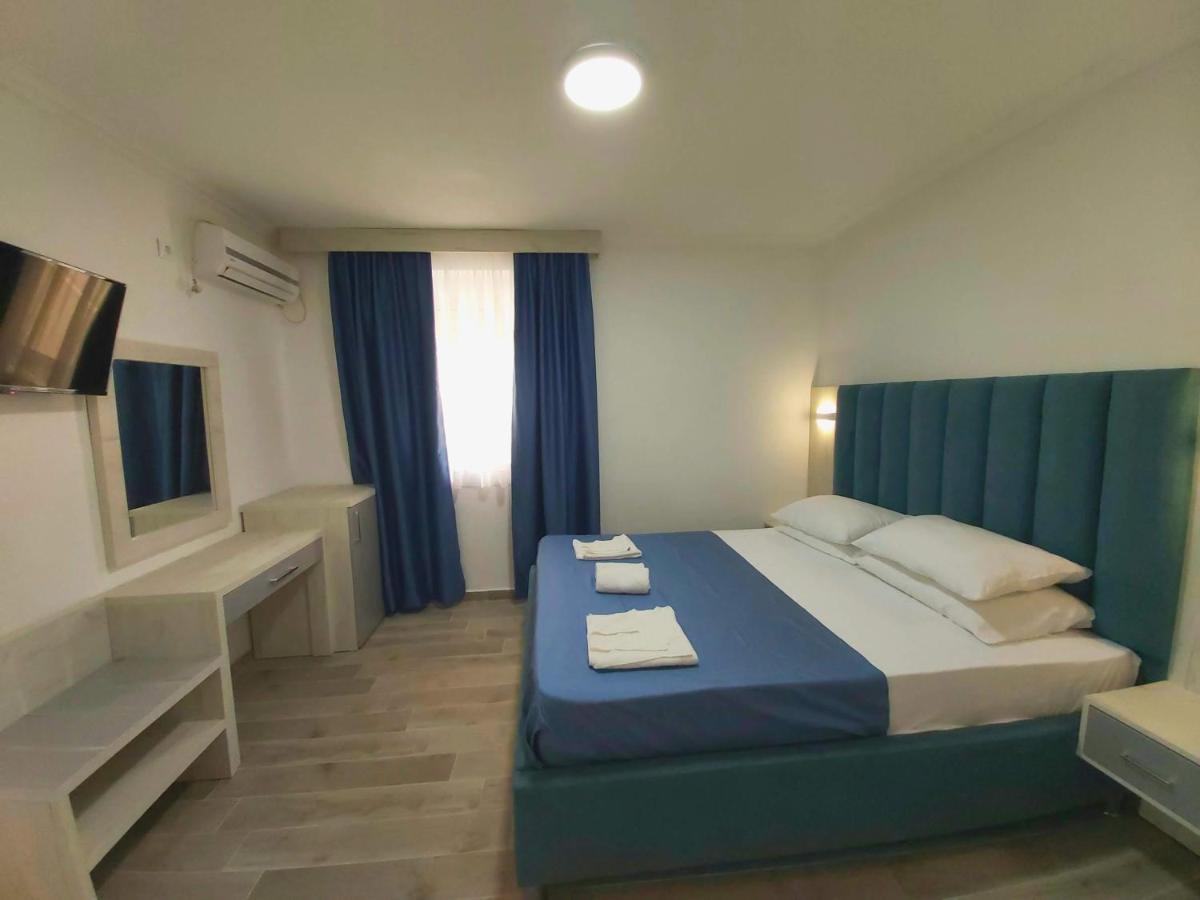 Sun Apartments Ulcinj Buitenkant foto