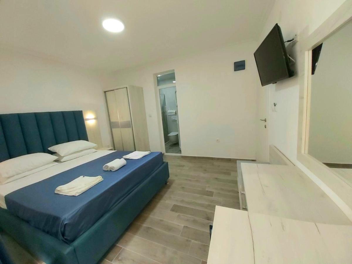 Sun Apartments Ulcinj Buitenkant foto
